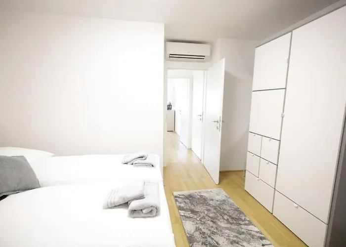 Daire Comfort Living - Buchengasse *