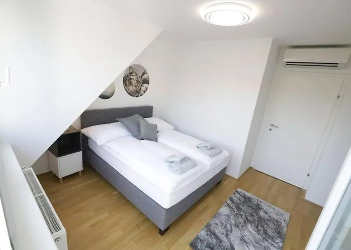 Comfort Living - Buchengasse Daire