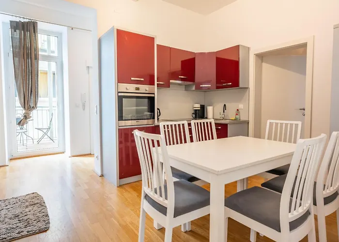 Comfort Living - Buchengasse Daire *